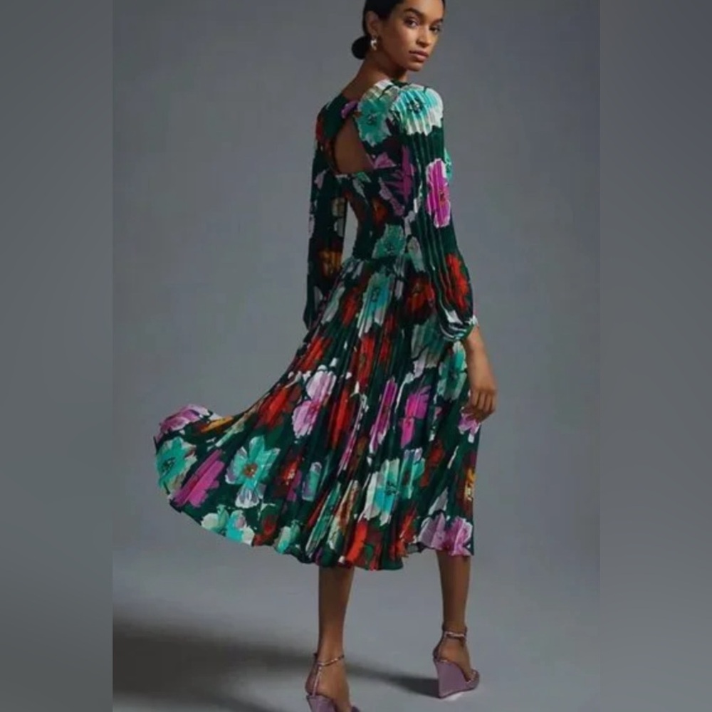 Maeve Anthropologie Floral Pleated V-Neck Midi Dress Size 0 (Read Description)